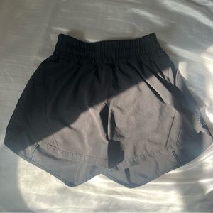 Lululemon Hotty Hot High-Rise Lined Shorts 4”